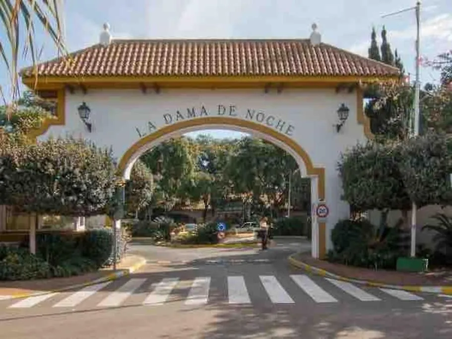 Apartamento Urb Dama De Noche 5 Pax Y Terraza En Puerto Banus Marbella Apartment