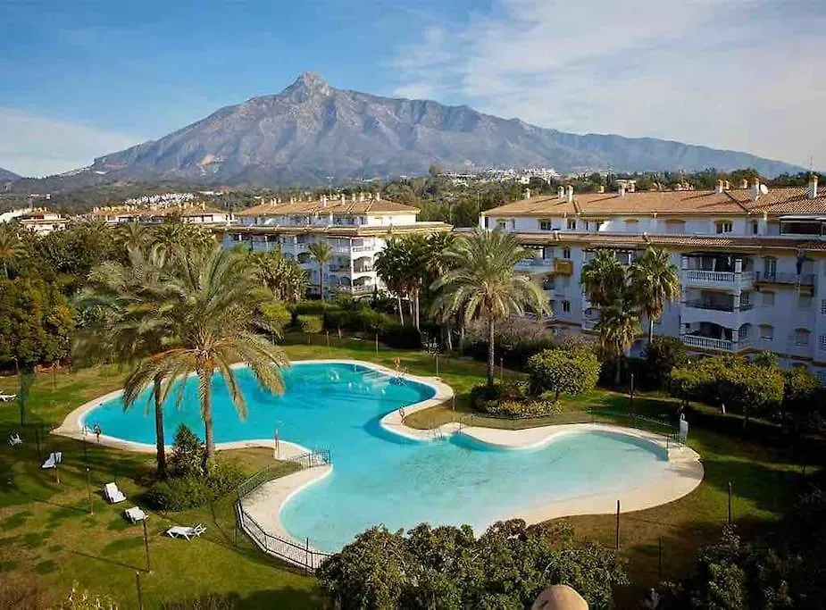 Apartamento Urb Dama De Noche 5 Pax Y Terraza En Puerto Banus Marbella 0*,