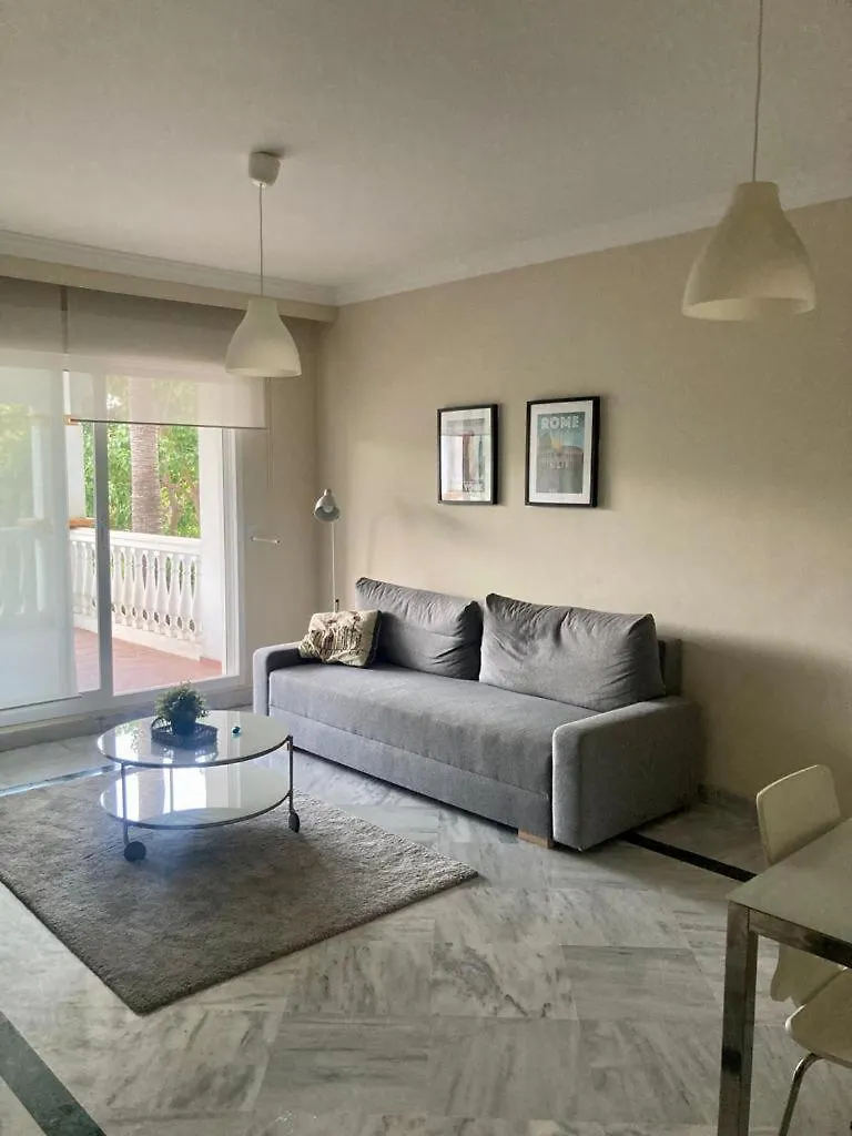 Apartamento Urb Dama De Noche 5 Pax Y Terraza En Puerto Banus Marbella